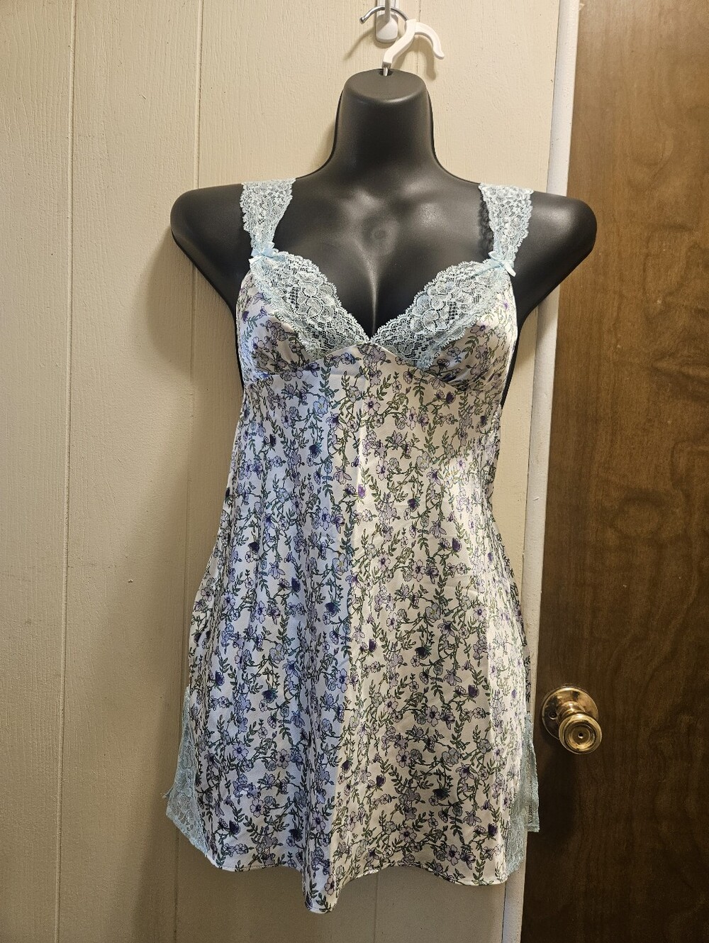 NWOT Victoria's Secret Pale Blue Floral Lace-Trim Chemise